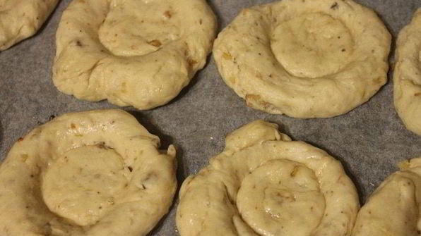 ватрушки с творогом на ореховом тесте