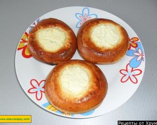 Ватрушки с творогом на тесте со свежими дрожжами