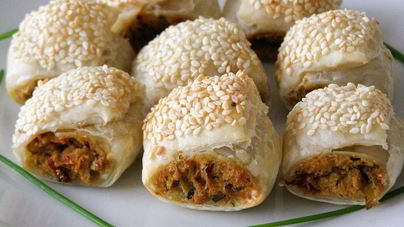 Закусочные булочки с курицей и чечевицей