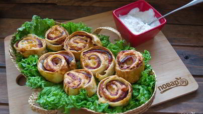 Запеченные булочки с ветчиной и сыром