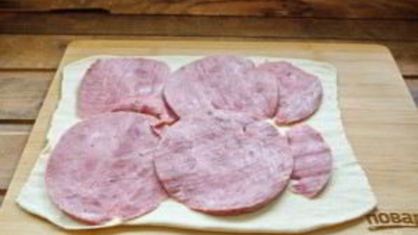 запеченные булочки с ветчиной и сыром