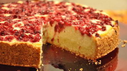 Брусничный чизкейк