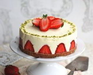 Чизкейк с клубникой