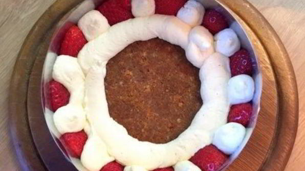 чизкейк с клубникой