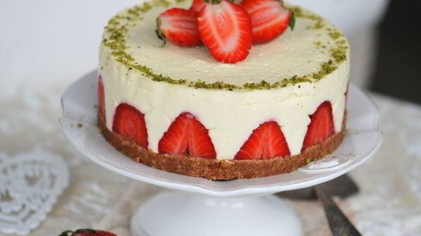 чизкейк с клубникой