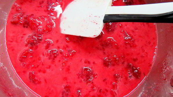 фисташковый чизкейк с малиной