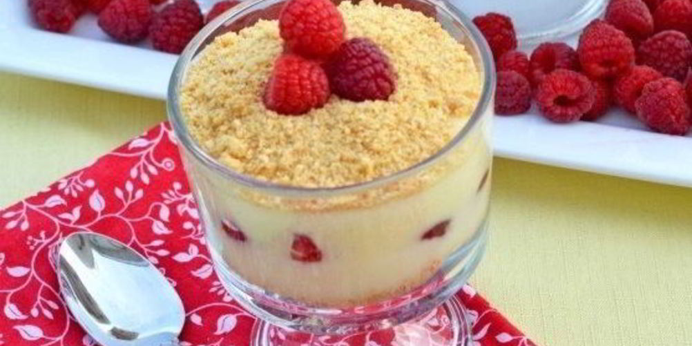 Рецепт малиновый чизкейк-парфе без выпечки