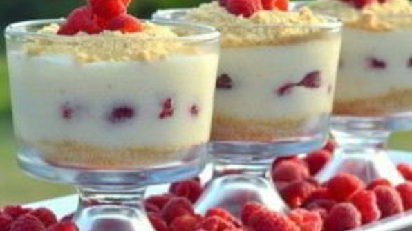 малиновый чизкейк-парфе без выпечки