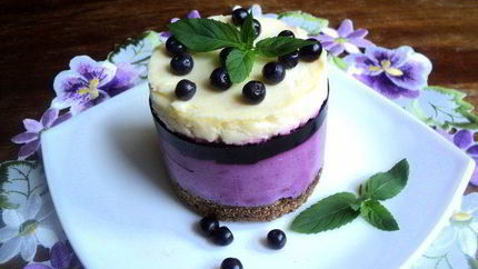 Мини-чизкейки с черникой