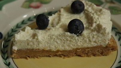 Очень простой лимонный чизкейк с ягодами