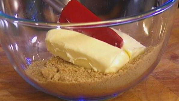 очень простой лимонный чизкейк с ягодами