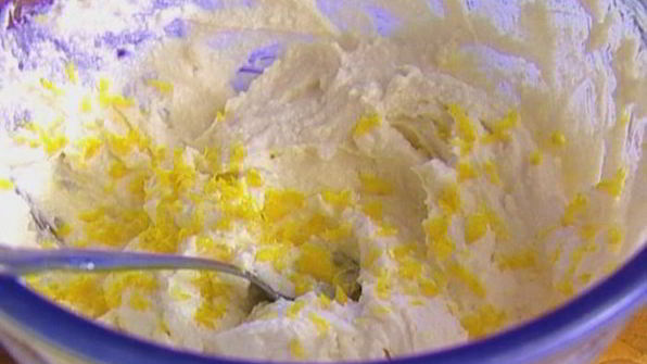 очень простой лимонный чизкейк с ягодами