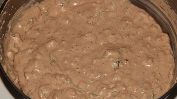 печеночный чизкейк с орехами и грибами