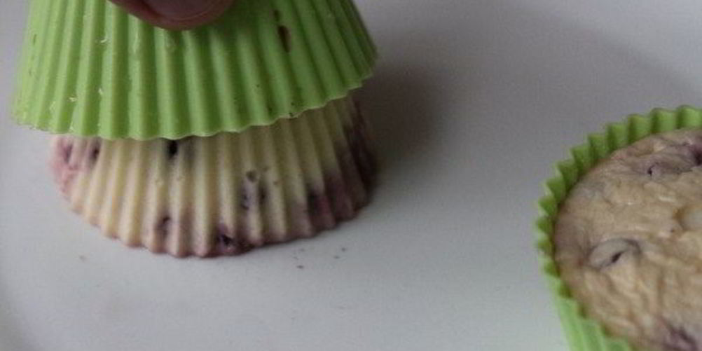 Рецепт сметанный чизкейк с брусникой на пару