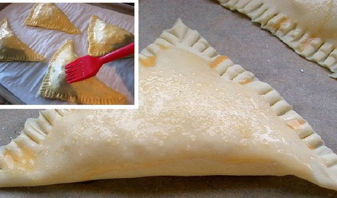 Диетические слойки с грибами