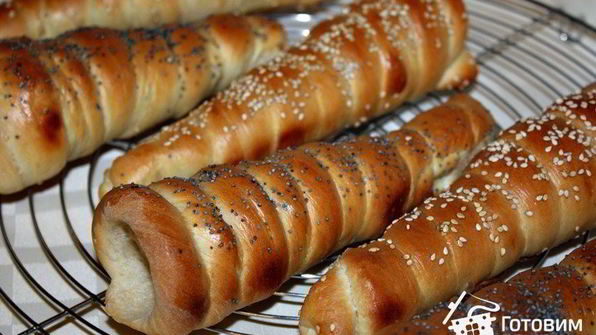 дрожжевые трубочки фаршированные салатом