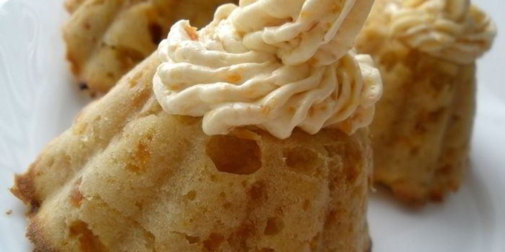 Рецепт абрикосово-коньячные кексы с кремом