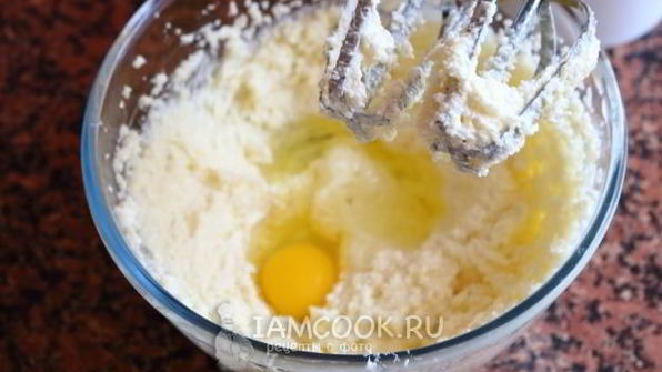 апельсиновый кекс с халвой в мультиварке