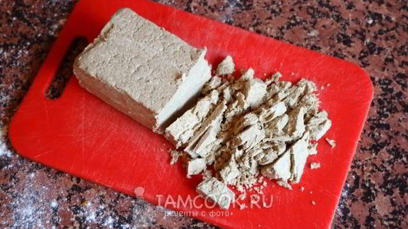 апельсиновый кекс с халвой в мультиварке