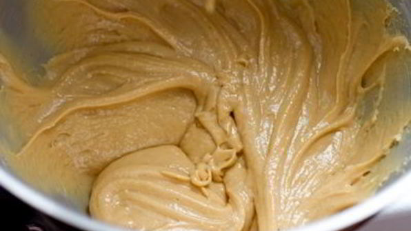 арахисовые капкейки с медово-апельсиновым кремом