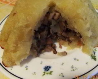 Картофельные кексы с грибной начинкой