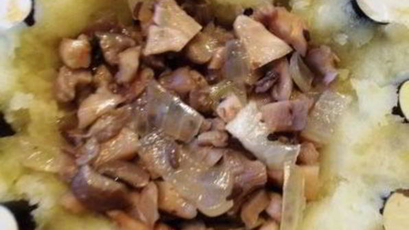 картофельные кексы с грибной начинкой