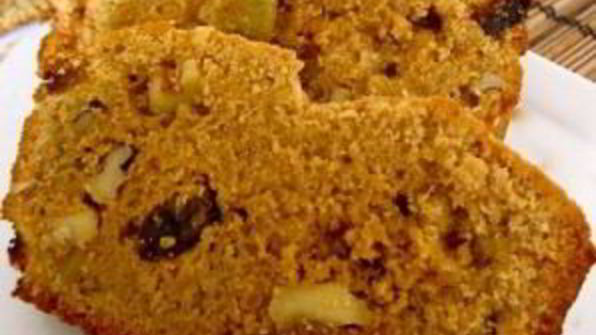 кекс с изюмом и грецкими орехами