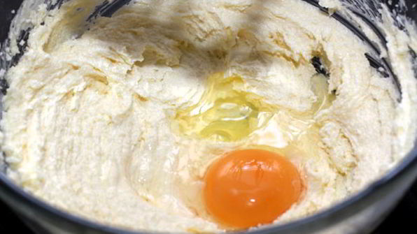 кекс столичный