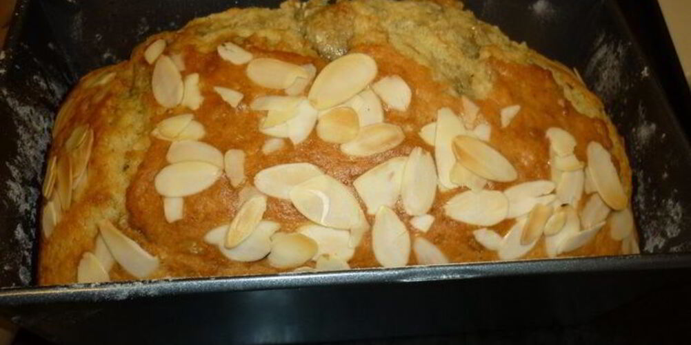 Рецепт кекс сюрприз с халвой