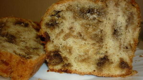 кекс сюрприз с халвой