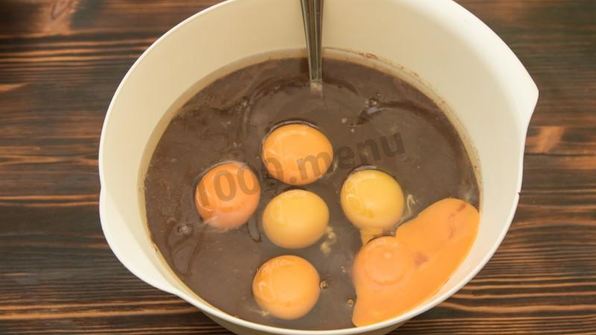 кексы с жидким шоколадом внутри в формочках