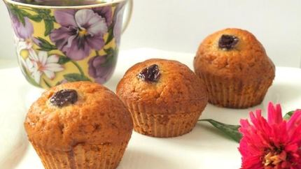 Медово-имбирные кексы с вишней