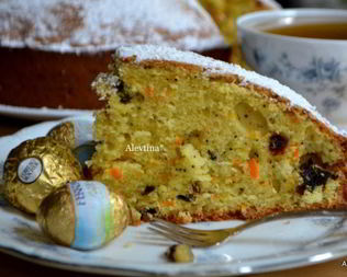 Морковный кекс со сливой