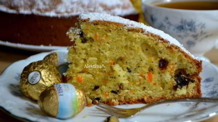 Морковный кекс со сливой