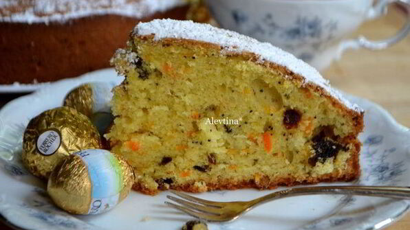 морковный кекс со сливой