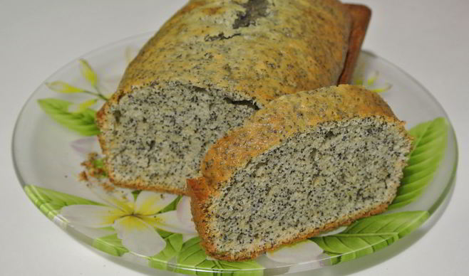 Простой кекс с маком