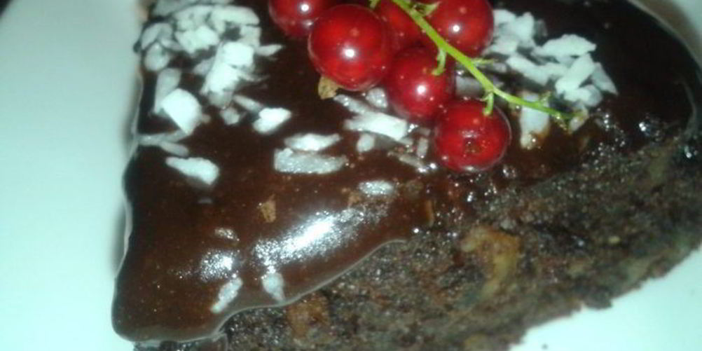 Рецепт шоколадный кекс с маком и орехами