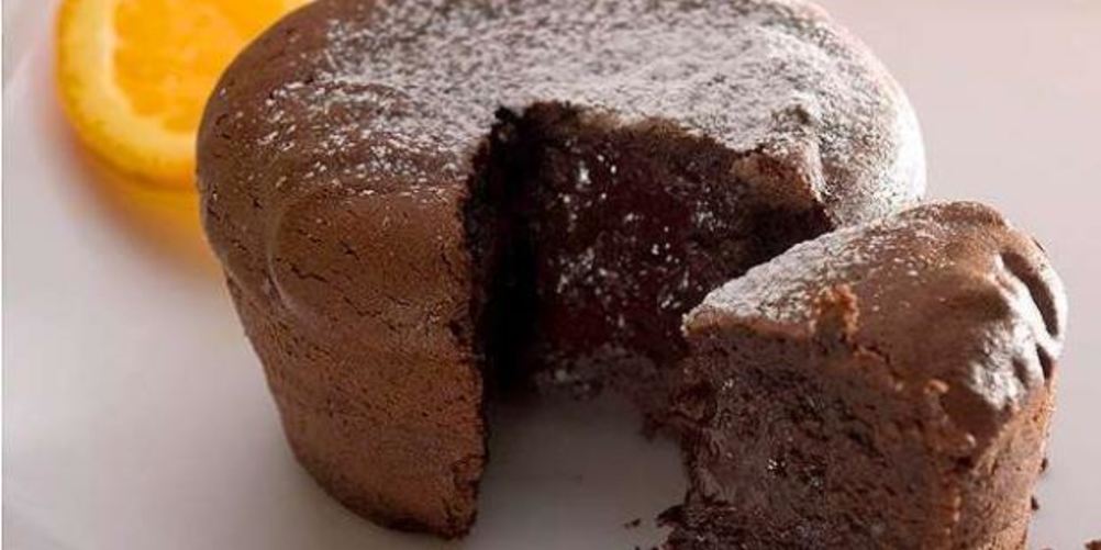 Рецепт шоколадный кекс с жидкой начинкой