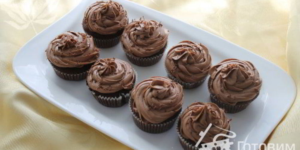 Рецепт шоколадные капкейки украшенные шоколадным фростингом