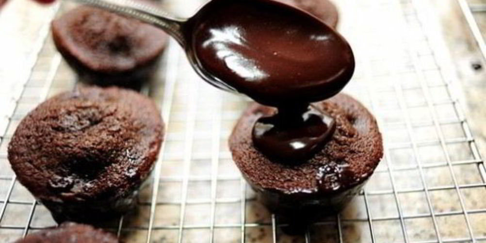 Рецепт шоколадные кексы с вишней