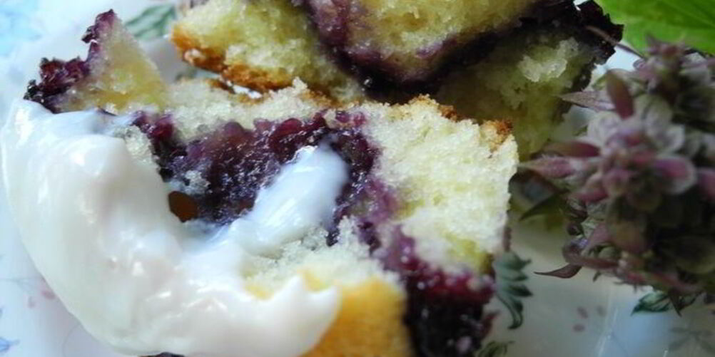 Рецепт сметанные кексы с ягодной начинкой