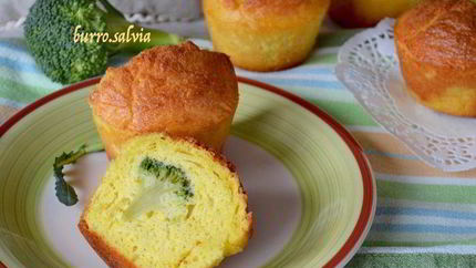 Сырные кексики с брокколи