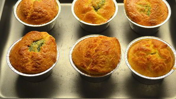 сырные кексики с брокколи