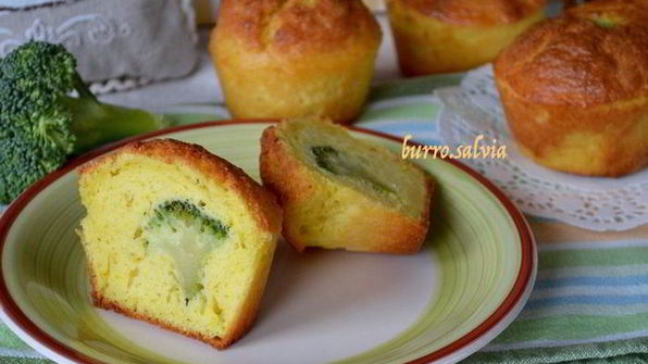 сырные кексики с брокколи