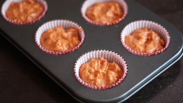 томатные капкейки под нежным базиликовым кремом