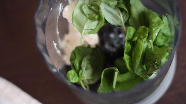 томатные капкейки под нежным базиликовым кремом