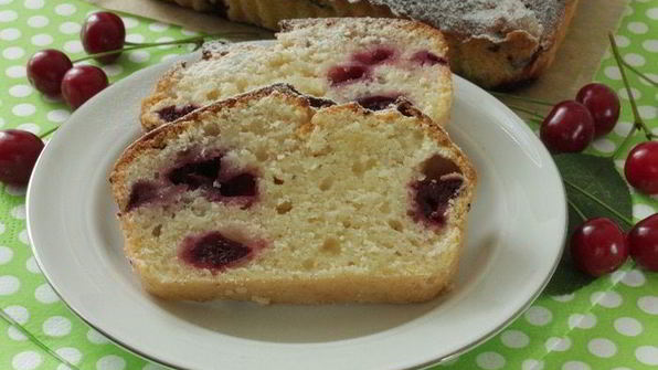 творожный кекс с вишней