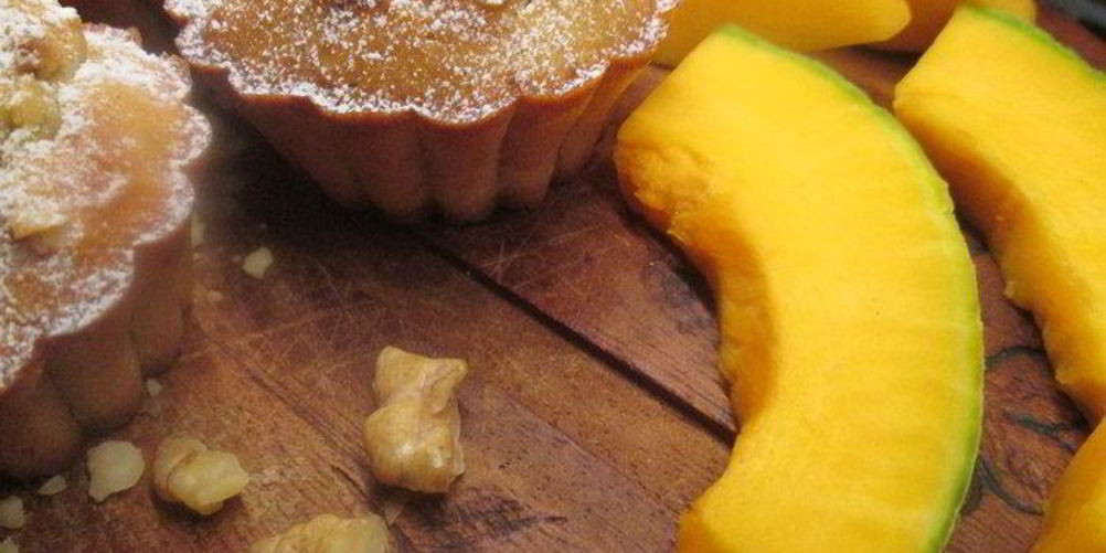 Рецепт тыквенные кексы с корицей и орехами