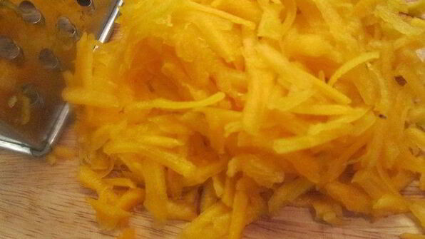 тыквенные кексы с корицей и орехами