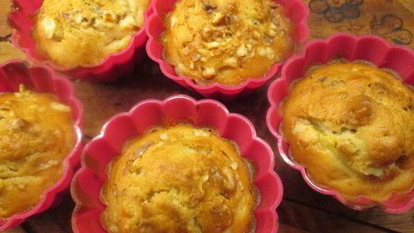 тыквенные кексы с корицей и орехами